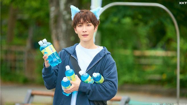 渡边翔太直呼《青岛君很坏》一天拍太多心动场景，自己要冒烟。（KKTV提供）