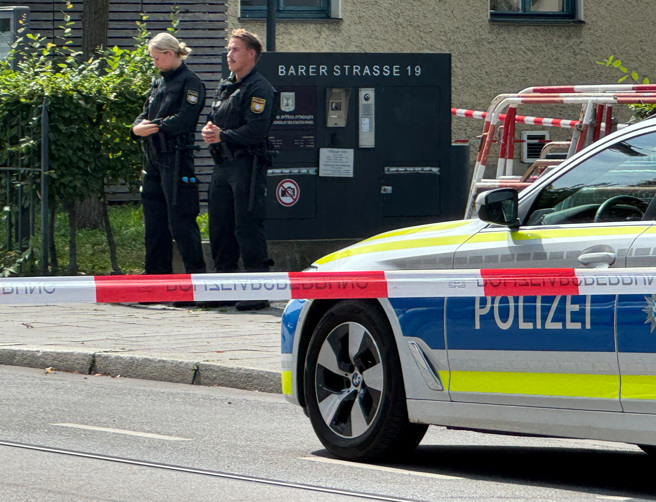 2024年9月5日，德國慕尼黑市中心的以色列領事館和納粹歷史博物館附近，德國警方與一名槍手爆發槍戰，警方封鎖了以色列領事館附近地區的安全。（路透社）