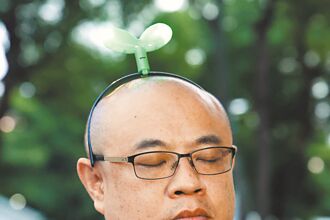 小草難掩失望 蔡壁如盼柯平安