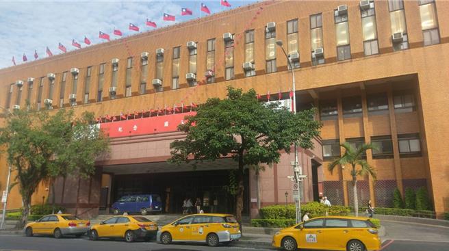 勾结诈团诈吞独居老人房产捞1.4亿，新北地院书记官遭检方声押。（中时资料照）