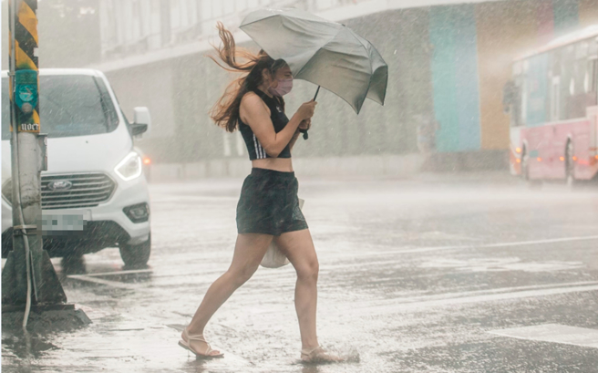 專家表示，下個颱風可能在15、16日接近台灣，影響中秋節天氣。（資料照片）