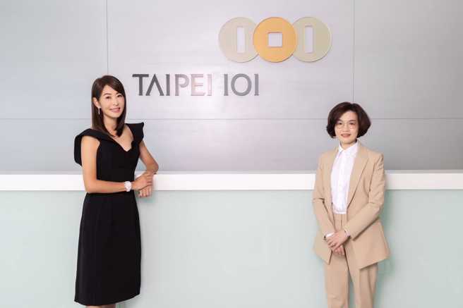 贾永婕与续任总经理朱丽文合作。（图／贾永婕的跑跳人生脸书）