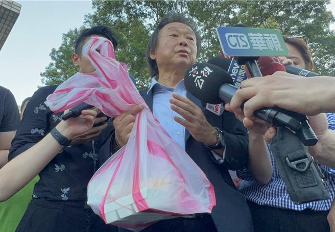 民进党立委王世坚因为不清楚规定，所以要寄送的餐点遭到看守所拒收。（资料照／吕健豪摄）