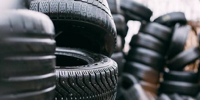 橡胶类股在轮胎和手套等产品需求持续升温带动下，南港、台橡、南帝等8月营收均缴出年增逾20％的亮眼成绩。图／本报资料照片