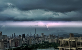 不斷更新》松山機場恢復地面作業 4架次受影響