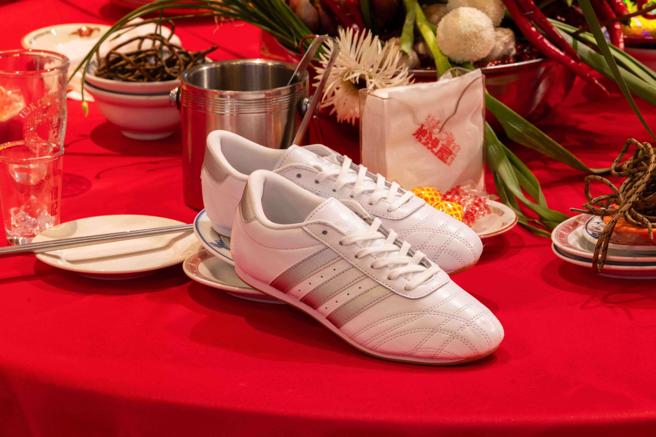 adidas Originals adidas TAEKWONDO LACE，3490元。（adidas Originals提供）