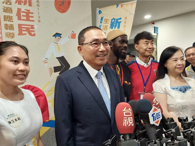 新北市长侯友宜今（7）日受访表示，每个人都有权利表达诉求，新北市一定会做好安全维护，做好该尽的责任。（陈慰慈摄）