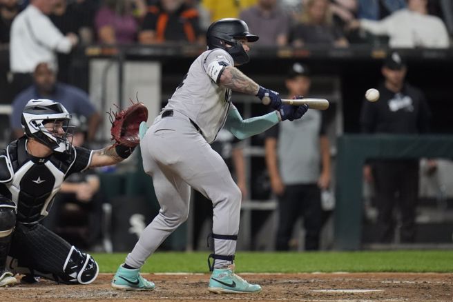 洋基佛度戈擺短棒。（美聯社資料照）