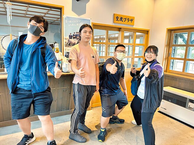 大叶大学应日系四位学生暑假飞往日本参加中川町社区营造大学夏令营。图／大叶大学提供