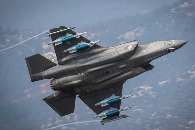 荷兰决定增购6架F-35A战机，进一步提升空防战力。
（取自皇家荷兰空军「X」帐号）