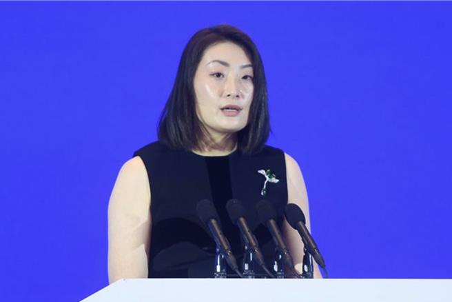 「要求員工重新簽署勞動合同」事件，成為宗馥莉接掌娃哈哈後的第一個公開考驗。（中新社資料照片）