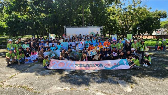 今年吸引国内外团队共30队、112人热情参与，进行国内外赏鸟交流活动。（林业保育署台中分署提供／张妍溱台中传真）