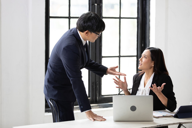 天秤座＆巨蟹座、射手座＆金牛座、牡羊座＆处女座和双子座＆天蝎座不适合一起合作创业，很容易起争执。（示意图：Shutterstock／达志）