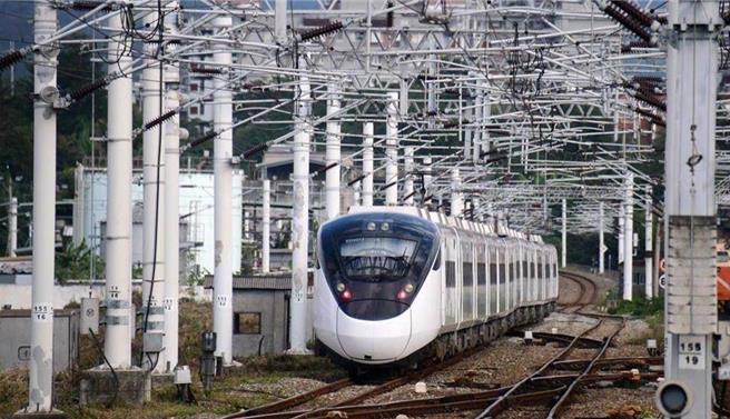 台鐵公司加碼疏運措施，9日24時前花東北上新自強號開放站票。示意圖。（本報資料照片）