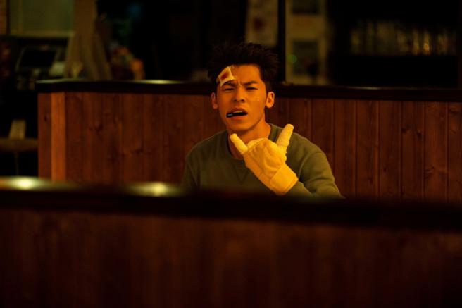 入伍後許光漢的新作品《正港分局》也上線。（圖／Netflix提供）