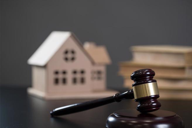 一名上海孤老长者，过世前立下遗嘱留30万人民币存款给老同学，之后要提款遗产遭到银行拒绝而闹上法院。（示意图／达志影像／shutterstock）

