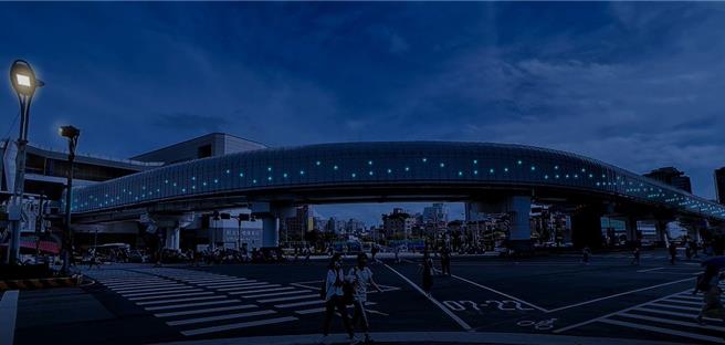 新北环状线板桥站隔音墙灯光模拟。（新北市捷运局提供）