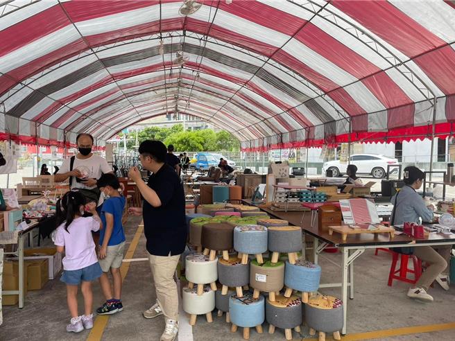 創世基金會苗栗分院主辦的《創世傢俱義賣活動》即將於9月21、22日兩天在頭份尚順「公11觀光夜市」登場。（創世基金會苗栗分院提供／謝明俊苗栗傳真）