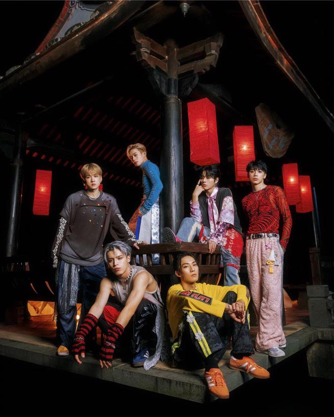 Ozone新造型充滿現代感卻巧妙地融合了古風的裝飾細節。（索尼音樂提供）