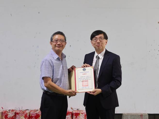 基隆监狱为舒解收容人中秋佳节的思乡情怀，特于今（9日）下午举办爱心义演联欢活动。（图基隆监狱提供／简铭柱翻摄）