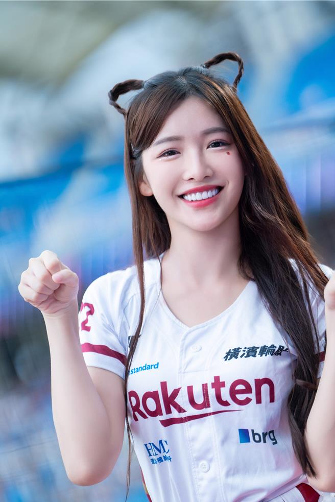 菲菲深获不少粉丝支持。（乐天桃猿提供）