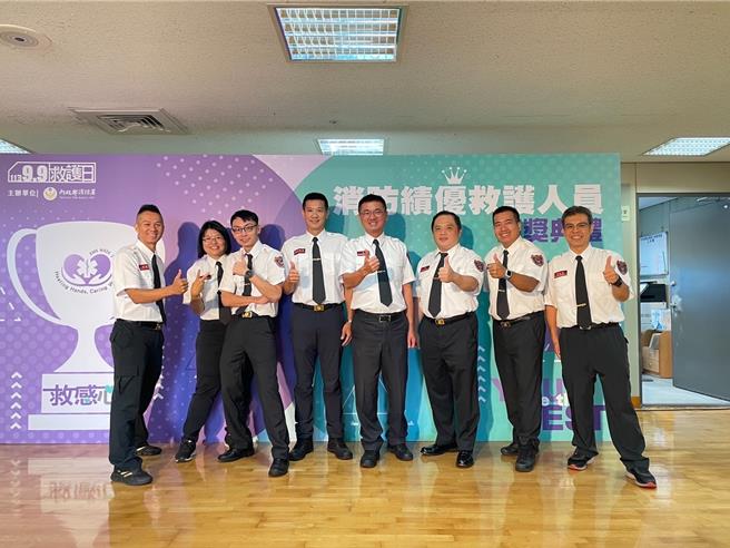 桃园紧急救护连3年蝉联金质奖，三民分队勇夺2大奖。(消防提供／蔡依珍桃园传真)