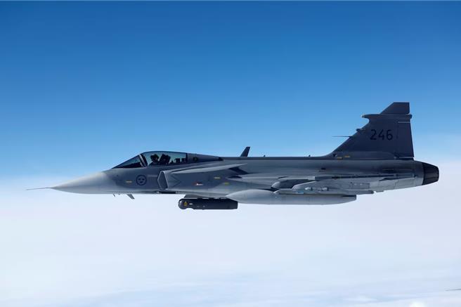 瑞典製JAS-39獅鷲戰鬥機（路透社）