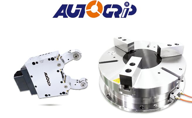 佳贺精机于3月TMTS展出的SP-324大型立置式夹头及SR-02油压中心架。图／业者提供