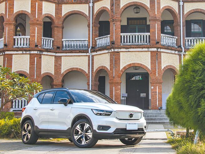 「电动车专属保单」9月上架，车体损失险却悄悄上涨了6％至9％。图为电动车示意图。（本报资料照片）