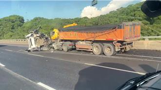 國道3南通霄段砂石車撞路肩故障貨車、拖吊車    2車駕駛慘死