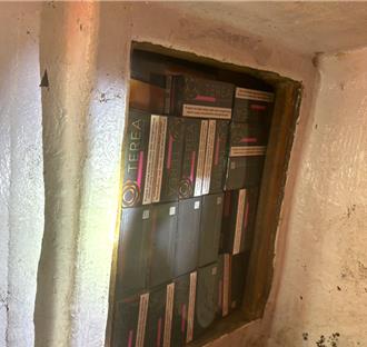 漁船密艙暗藏2.5萬包加熱菸   偷闖旗津漁港遭海巡活逮