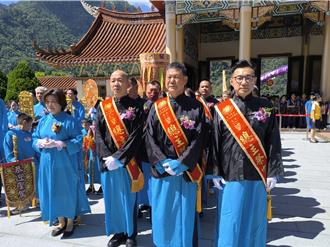 谷關大道院八八蟠桃聖會 韓國瑜來了：祈求國泰民安