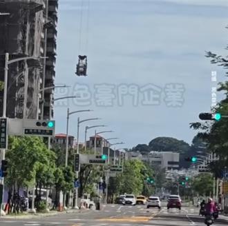 高雄工地吊掛作業超扯！地面無人管制 勞工局：最高罰30萬