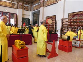 雲林財神廟祭孔送愛心 捐百萬助弱勢學子