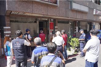 台中違法攤販太囂張！市府強制查封並限期繳罰鍰