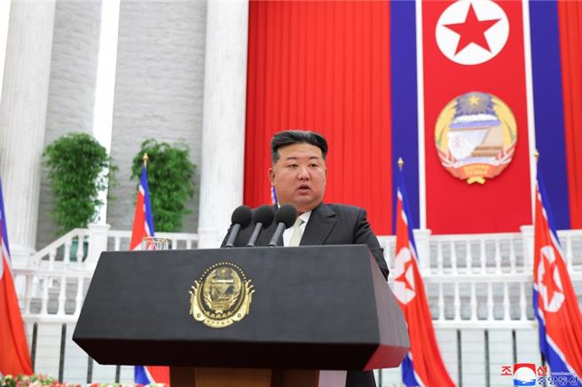 北韩领导人金正恩9日发表建政76周年讲话。取自朝中社