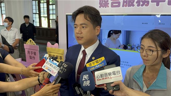 针对马偕儿医案，新竹市代理市长邱臣远10日表示，过去议员曾提出陈情，政风处也有立案了解，强调市府支持儿童医疗相关权益。（王惠慧摄）