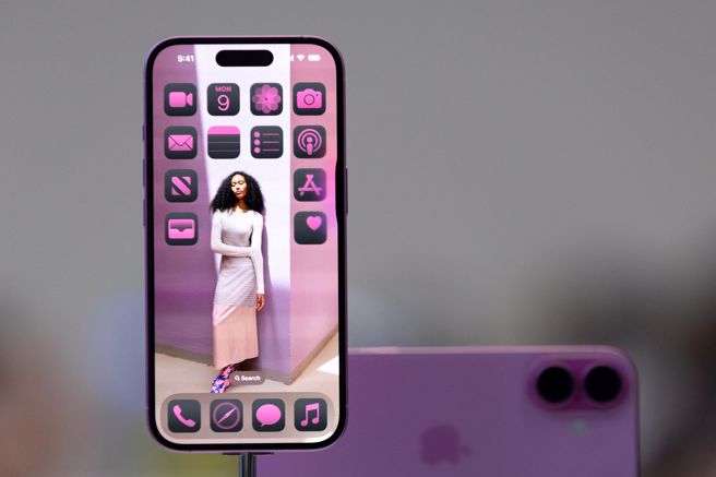 苹果iPhone 16新机正式公开，台湾首波供货量比去年少。（图／路透社）