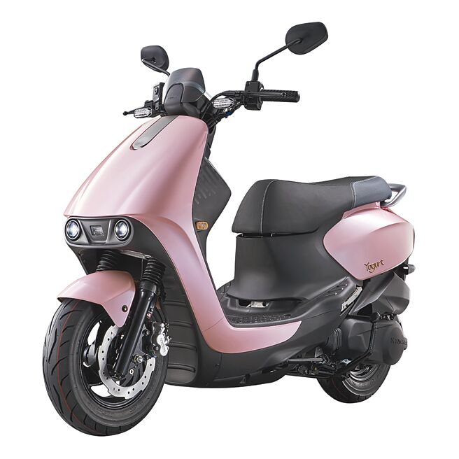 李多慧代言的KYMCO優格Yogurt 125限時享萬元優惠，7萬3500元起。（光陽提供）