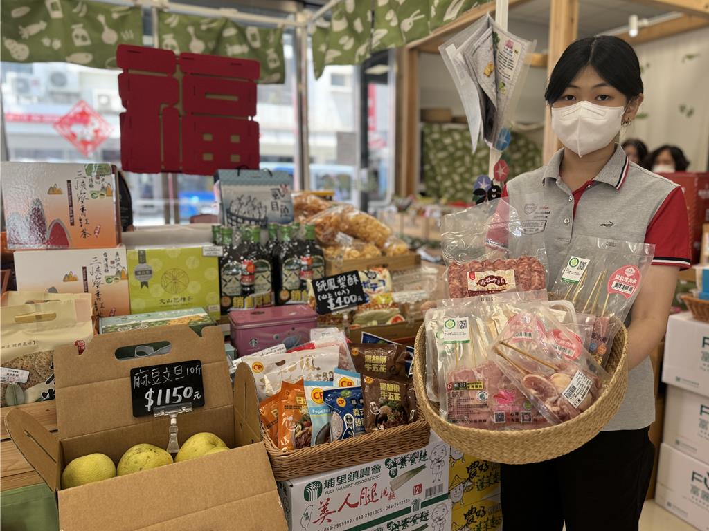 這家農會好貼心！中秋組合集結台畜肉品 讓你即買即烤免備料