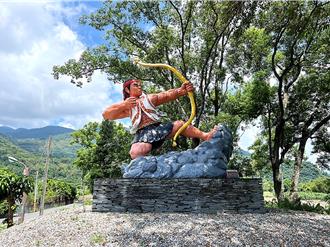 布農族射日英雄雕像「有弓無箭」 真相攸關生死與1部落有關