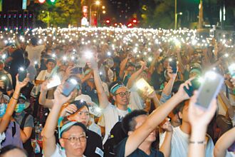 焦土抗爭是小草唯一活路