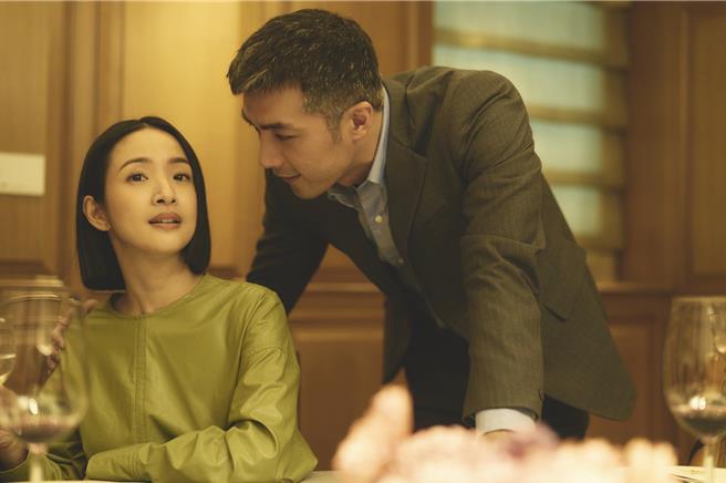 林依晨、贺军翔以《不够善良的我们》入围金钟奖。（公视提供，资料照）