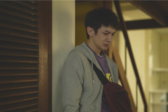 柯震东在《不够善良的我们》表现真诚讨喜。（公视、MyVideo提供）