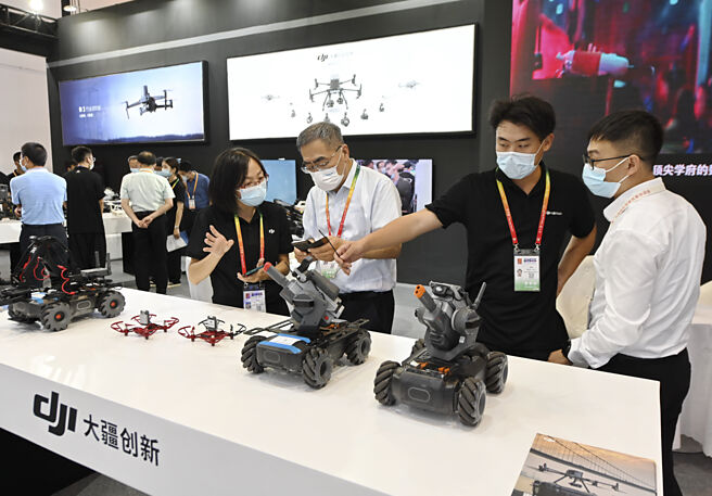 美禁止大疆创新旗下新款产品在美国本土运行与销售。图／新华社