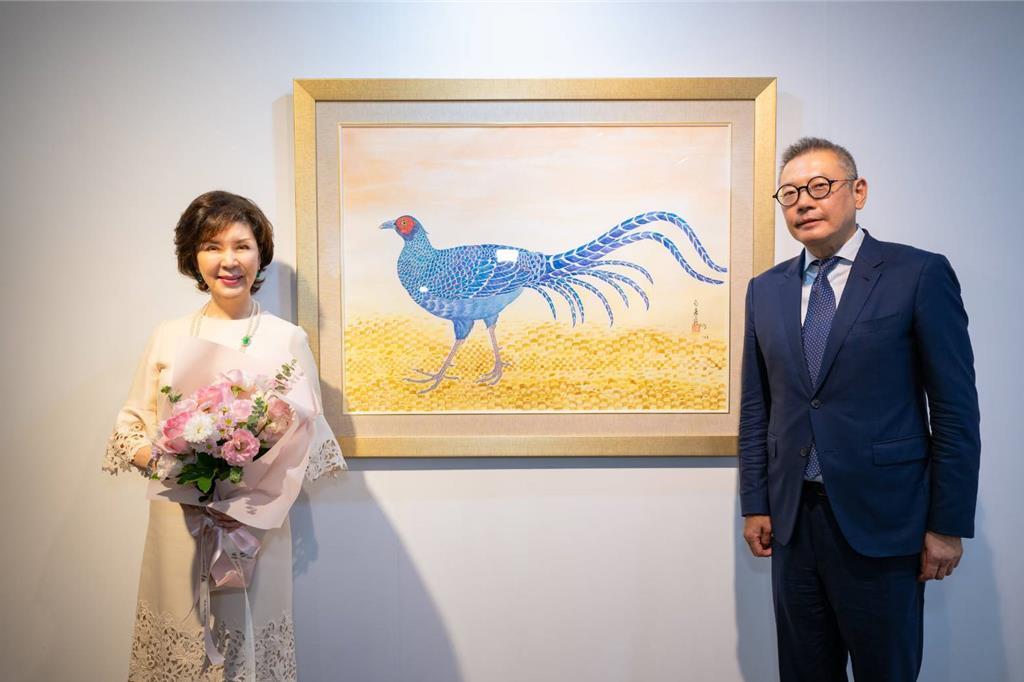 「白嘉莉的美麗世界藝術展」新光三越台中店登場    新創作「國寶藍帝雉」176萬售出