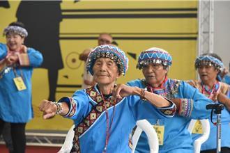 台东文健站活力健康操初赛登场 海端乡体育馆热闹开赛