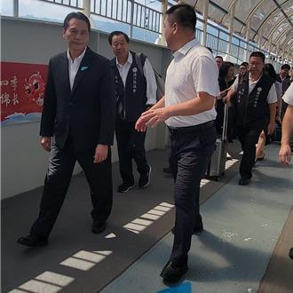 秋節前夕赴福州 王忠銘：「人、貨、酒」3議題成效顯著