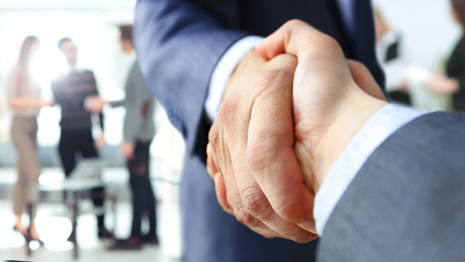 属牛、蛇、马者下半年将得到长官提携，事业发展顺利。（示意图：Shutterstock／达志）
