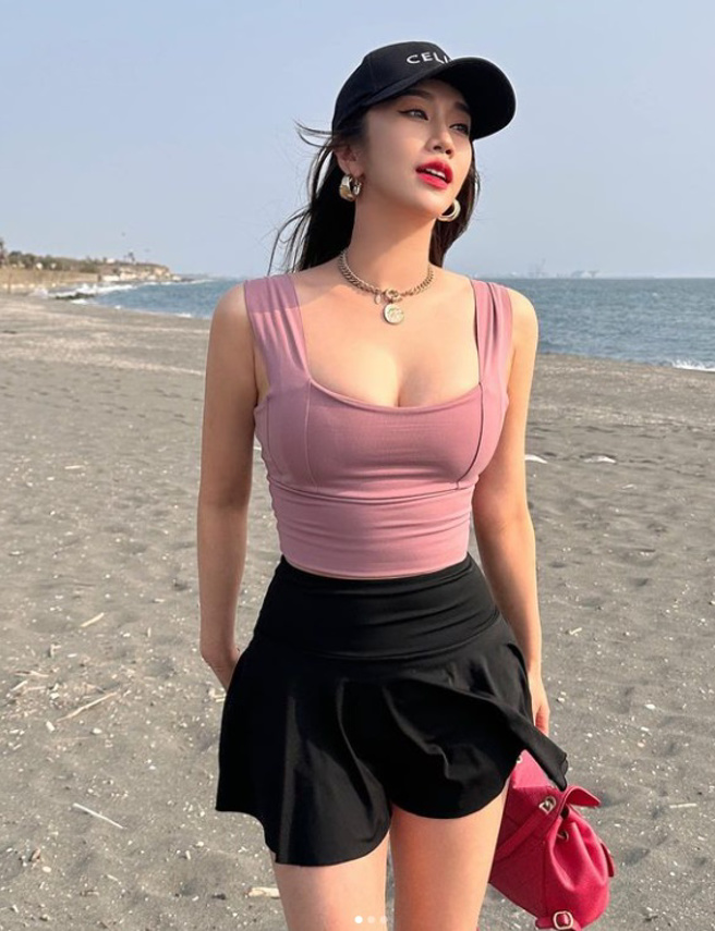 林佩瑶有「最美空姐」封号。（图／linpeiyao Instagram）